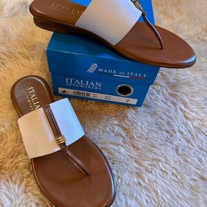 Thalian Women's Brown and White Sandals